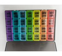 Pilulier 4 prises par jour - Organiseur hebdomadaire de médicaments, sans BPA, portable et durable, pour les voyages et la maison, ouverture facile, grands compartiments-1
