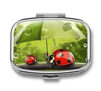 Pilulier amusant en forme de coccinelle tenant des parapluies - 2 compartiments - Étanche - Avec miroir - Boîte à médicaments carrée en métal - Portable - Pour poche et sac à main - Pour voyage