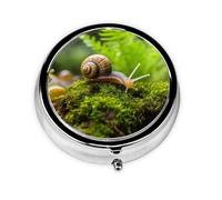 Pilulier de voyage avec 3 compartiments - Petit pilulier pour sac à main et poche - Organiseur portable pour médicaments - Escargot rampant - Joli récipient rond pour vitamines, médicaments, huile de
