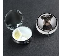 Pilulier mignon Schnauzer à 3 compartiments rond portable pour poche ou sac à main, pilulier hebdomadaire, organiseur décoratif en métal pour médicaments, vitamines, cadeau de voyage