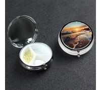 Pilulier portable en métal avec vue sur la plage et coucher de soleil sur la plage - Pilulier portable en métal - Organisateur de vitamines pour sac à main, poche, cadeau de voyage