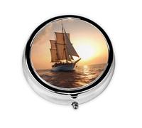 Pilulier rond avec 3 compartiments, motif bateau à voile blanc au coucher du soleil, pilulier portable pour médicaments, vitamines, huile de poisson, compléments