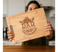Planche à charcuterie gravée sur mesure pour couples - Cadeau personnalisé pour elle ou lui, mariage, anniversaire, pendaison de crémaillère pour la famille et les amis