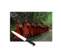 Planche à Découper en Verre Trempé - Procession de Moines Bouddhiste avec Bol Chantant dans la Foret - Protection Plan de Travail et Dessous Plat Résistant Chaleur 2 Tailles Imprimé en France