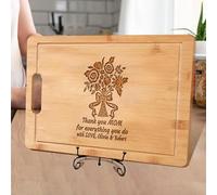 Planche à découper gravée personnalisée pour maman, grand-mère, cadeau de cuisine attentionné pour la fête des mères, un anniversaire, Noël et un anniversaire de mariage, décoration d'intérieur