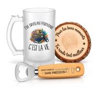 Planetee Coffret Chope de Bière Être Surveillant de Prison c'est la Vie | Verre Givré 470 ml, Décapsuleur Gravé, Sous-Verre Bois | 3 Pièces | Cadeau Fin d'Année École Remerciement