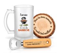 Planetee Coffret Chope de Bière Parrain le roi du barbecue | Chope Verre Givré 470 ml, Décapsuleur Gravé, Dessous de Verre Bois | 3 Pièces | Cadeau Fête des Pères