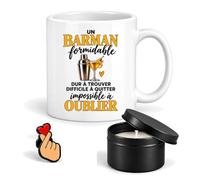 Planetee Coffret Mug Barman Impossible à Oublier | Céramique 330 ml, Bougie Parfumée en Boîte Métal, Pin's Cœur | 3 Pièces | Cadeau Collègue Homme Départ Retraite Remerciement