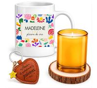 Planetee Coffret Mug Madeleine Pleine de Vie | Céramique 330 ml, Bougie en Verre, Sous-Verre Bois, Porte-Clés Cœur | 4 Pièces | Cadeau Femme Anniversaire Fête Noël Original