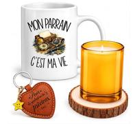 Planetee Coffret Mug Mon Parrain c'est ma vie | Mug Céramique 330 ml, Bougie en Verre, Dessous de Verre Bois, Porte-Clés Cœur | 4 Pièces | Cadeau Anniversaire Noël
