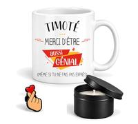 Planetee Coffret Mug Timoté Génial sans Faire Exprès | Céramique 330 ml, Bougie Parfumée en Boîte Métal, Pin's Cœur | 3 Pièces | Cadeau Homme Anniversaire Fête Noël Original