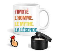 Planetee Coffret Mug Timoté Mythe Légende | Céramique 330 ml, Bougie Parfumée en Boîte Métal, Pin's Cœur | 3 Pièces | Cadeau Homme Anniversaire Fête Noël Original