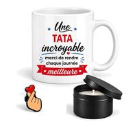 Planetee Coffret Mug Une Tata incroyable merci de rendre chaque journée meilleure | Mug Céramique 330 ml, Bougie Parfumée en Boîte Métal, Pin's Cœur | 3 Pièces | Cadeau Anniversaire Noël