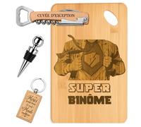 Planetee Coffret Planche à Découper Super Binôme | Bambou Gravé, Tire-Bouchon, Bouchon à Vin, Porte-Clés, 4 Pièces, Cadeau Noël Collègue Homme Départ Retraite Remerciement