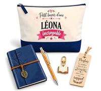 Planetee Coffret Pochette Petit Bazar d'une Léona Incroyable | Pochette Coton, Carnet Similicuir, Stylo Bambou, Marque-Page Bois, Porte-Clés Livre | 5 Pièces | Cadeau Noël Femme Anniversaire