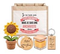 Planetee Coffret Sac Jute Archiviste | Cabas 21 L, Bougie Cire d'Abeille, Miroir de Poche, Porte-Clés, Fleur en Crochet | 5 Pièces | Cadeau Collègue Femme Départ Retraite Remerciement
