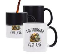 Planetee Mug Magique Être palefrenier c'est la vie | Tasse Thermosensible, le Motif Apparaît à la Chaleur | Céramique 300 ml Recto Verso | Cadeau Métier du Cheval Collègue Anniversaire Noël