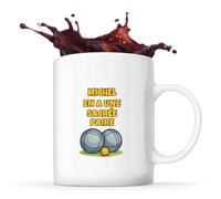 Planetee Mug Michel en a une sacrée paire | Tasse en Céramique 330 ml Recto Verso Passe au Lave-Vaisselle | Café Thé Bureau Maison | Cadeau Pétanque Collègue Anniversaire Noël