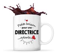 Planetee Mug Petite Boisson d'une Directrice adorée | Idée Tasse Cadeau Travail Boulot Métier Départ Retraite Collègue Femme Anniversaire Noël