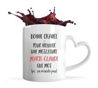 Planetee Tasse anse Coeur Marie-Claude ça n'existe pas Femme | Mug avec anse en forme de Coeur | Idée Cadeau Travail Métier Départ Retraite Collègue Anniversaire Noël