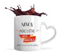 Planetee Tasse anse Coeur Ninon géniale sans faire exprès | Mug avec anse en forme de Coeur | Idée Cadeau Humour Collègue Travail Famille Anniversaire Noël
