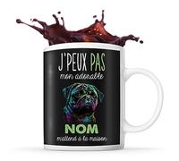 Planetee Tasse Carlin Adorable m'attend à la maison Prénom Nom Personnalisable | Mug Café Thé Idée Cadeau Personnalisé Homme Femme Original pour propriétaire de chien