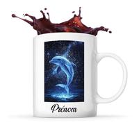 Planetee Tasse Dauphin Prénom Personnalisable Nocturne Dauphin sous un Ciel Étoilé, Thème Constellation, Style Artistique Moderne avec Lumière Scintillante. | Mug Original Customisable