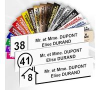 Plaque Boîte aux Lettres Avec Numéro Personnalisable De 1 À 3 Lignes - Numéro Avec Nom Gravé - Adhésive PVC - 10 x 2,5 cm (Blanc texte noir)