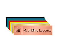Plaque boîte aux lettres personnalisable. (BAL0004). Numéro Maison + Nom. Plaque nominative PVC 10 x 2,5 cm autocollante - Aspect cuivre brossé - Helvetica light
