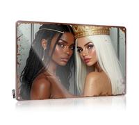 Plaque de bar en métal « Two Queens : A Tale Of Diverse Royalty » - Plaque humoristique en étain (30 x 40 cm)