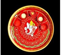 Plaque décorative traditionnelle en acier avec motif mandala, Ganesha Pooja Thali, rouge et or, plateau de culte spirituel rond fabriqué à la main
