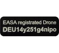 Plaque d'immatriculation de drone pour les séries DJI NEO, DJI Mini et DJI Mavic - Drone enregistré EASA - badge avec e-ID, numéro d'opérateur UAS, numéro d'enregistrement, 20x8 mm, noir ; Autocollant