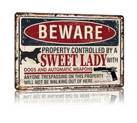 Plaque en aluminium avec inscription « No Trespassing Private Property » - 20,3 x 30,5 cm - Inscription « Beware Sweet Lady Dogs And Automatic Weapons » - Durabilité - Facile à installer - Convient