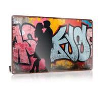 Plaque en métal pour extérieur Love In The Urban Jungle : A Silhouette Romance Against Graffiti B - Décoration vintage - Règles de bar (20 x 30 cm)