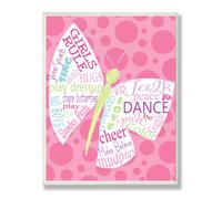 Plaque murale rectangulaire rose avec papillon et typographie The Kids Room de Stupell Girls Rule
