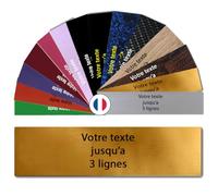 Plaque nominative pour boîte aux lettres personnalisable - Effet or brossé - 10 x 2,5 cm - Fabrication française - Acrylique bicolore premium - Jusqu’à 3 lignes