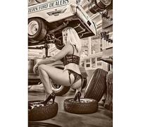 Plaque Pin Up Blonde Sur Des Pneus Devant Une Voiture Americaine 30x20cm Tole