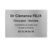 Plaque professionnelle personnalisée en PVC pour dentiste, chirurgien dentiste - 1 à 5 lignes de texte - Format 30 x 20 cm - Argent lettres noires - Adhésif 3M