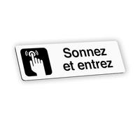 Plaque signalétique gravée autocollante Sonnez et entrez - blanc écriture noire - format 12x3,7 cm