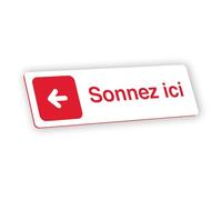 Plaque signalétique gravée autocollante Sonnez ici flèche gauche - blanc écriture rouge - format 12x3,7 cm