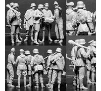 Plastic Model Kit - Military Miniatures - WWII Model Kits - 1:35 S