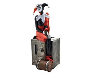 Plastoy - 80058 - Figurine - Tirelire Harley Quinn Sur Coffre-Fort