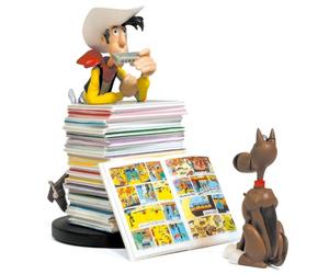 Plastoy Lucky Luke Figurine Lucky Luke et Rantanplan pile d'albums - Résine - 10 cm