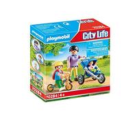 Playmobil 70284 Maman avec Enfants - City Life - avec Trois Personnages, Un Buggy de Sport, Un vélo d'apprentissage, Un Casque et des Accessoires - Dès 4 Ans