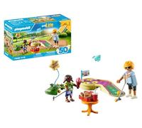 Playmobil 71449 myLife : Mini Golf - Découvrez Le Parcours du Mini-Golf en Famille, avec des Clubs de Golf, des balles et des Accessoires - Jeu de rôle Amusant et imaginatif - Dès 4 Ans