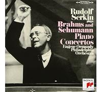 Plays Brahms & Schumann [Import allemand]