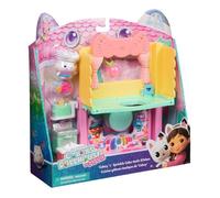 Gabby et la Maison Magique Le Film - Gabby Dollhouse - Cuisine avec P'tiChou - Double Espace De Jeu - 1 Figurine Et 7 Accessoires - Dessin Animé Pièce pour Maison De Poupée - Jouet Enfant 3 Ans Et +