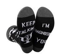 PLITI Chaussettes de Psychologue "Keep Talking I'm Diagnosing You" Cadeau pour Thérapeute Psychologue Psychologie Conseiller Psychiatre, Taille unique