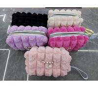 Pochette à cosmétiques en peluche MIX