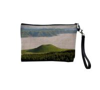 Pochette en Lin - Volcan Endormi Couvert de Verdure Lac de Nuage Komezuka - Trousse Maquillage en Toile Aspect Lin - Trousse de Toilette - 23,5 x15 cm